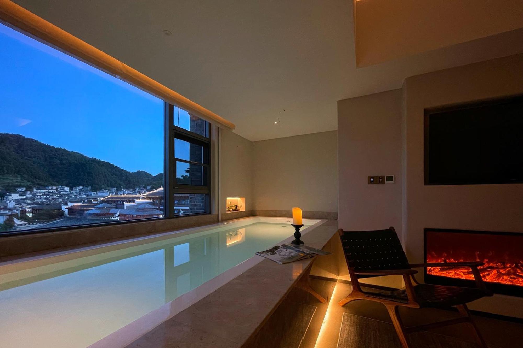 Phoenix Hall House Hotel Fenghuang County Exterior photo