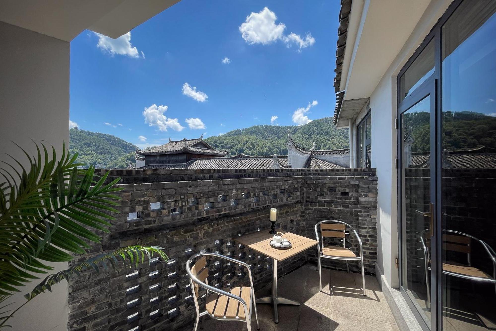Phoenix Hall House Hotel Fenghuang County Exterior photo