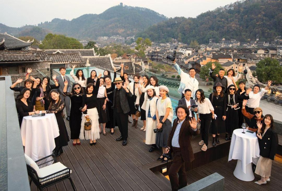 Phoenix Hall House Hotel Fenghuang County Exterior photo